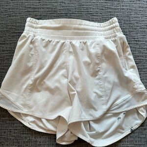 Lululemon Athletica Cream Athletic Shorts 4”